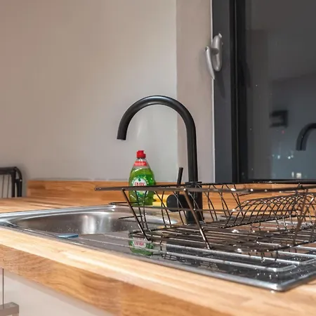 River View - Triplex Penthouse - Sleeps 14 *