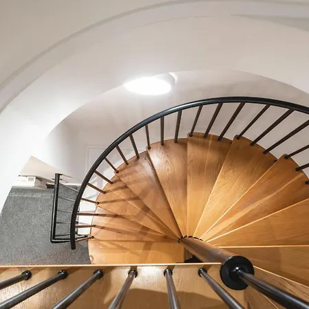 Διαμέρισμα River View - Triplex Penthouse - Sleeps 14 *