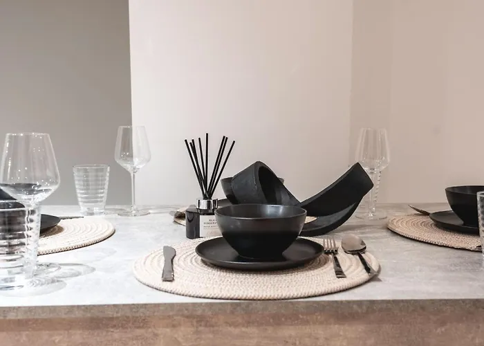 River View - Triplex Penthouse - Sleeps 14