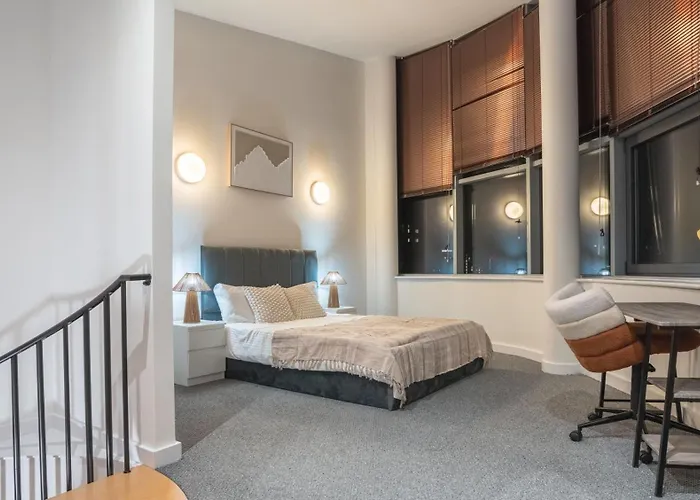 Lägenhet River View - Triplex Penthouse - Sleeps 14