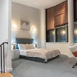 Daire River View - Triplex Penthouse - Sleeps 14