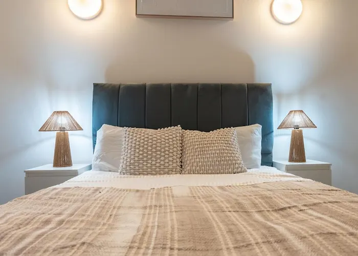 River View - Triplex Penthouse - Sleeps 14 Apartment Leeds (West Yorkshire)