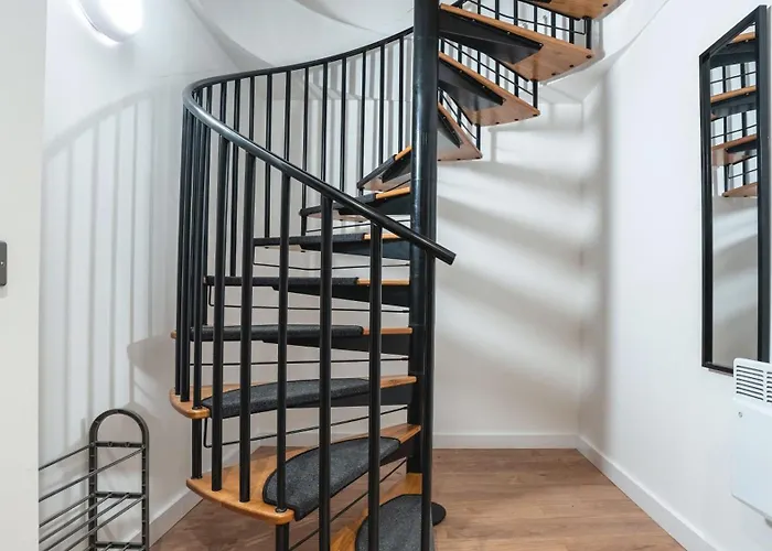 River View - Triplex Penthouse - Sleeps 14